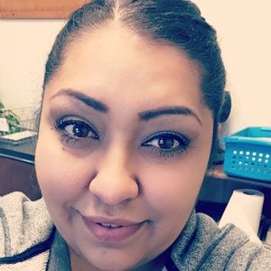 Meet your Posher, Ana